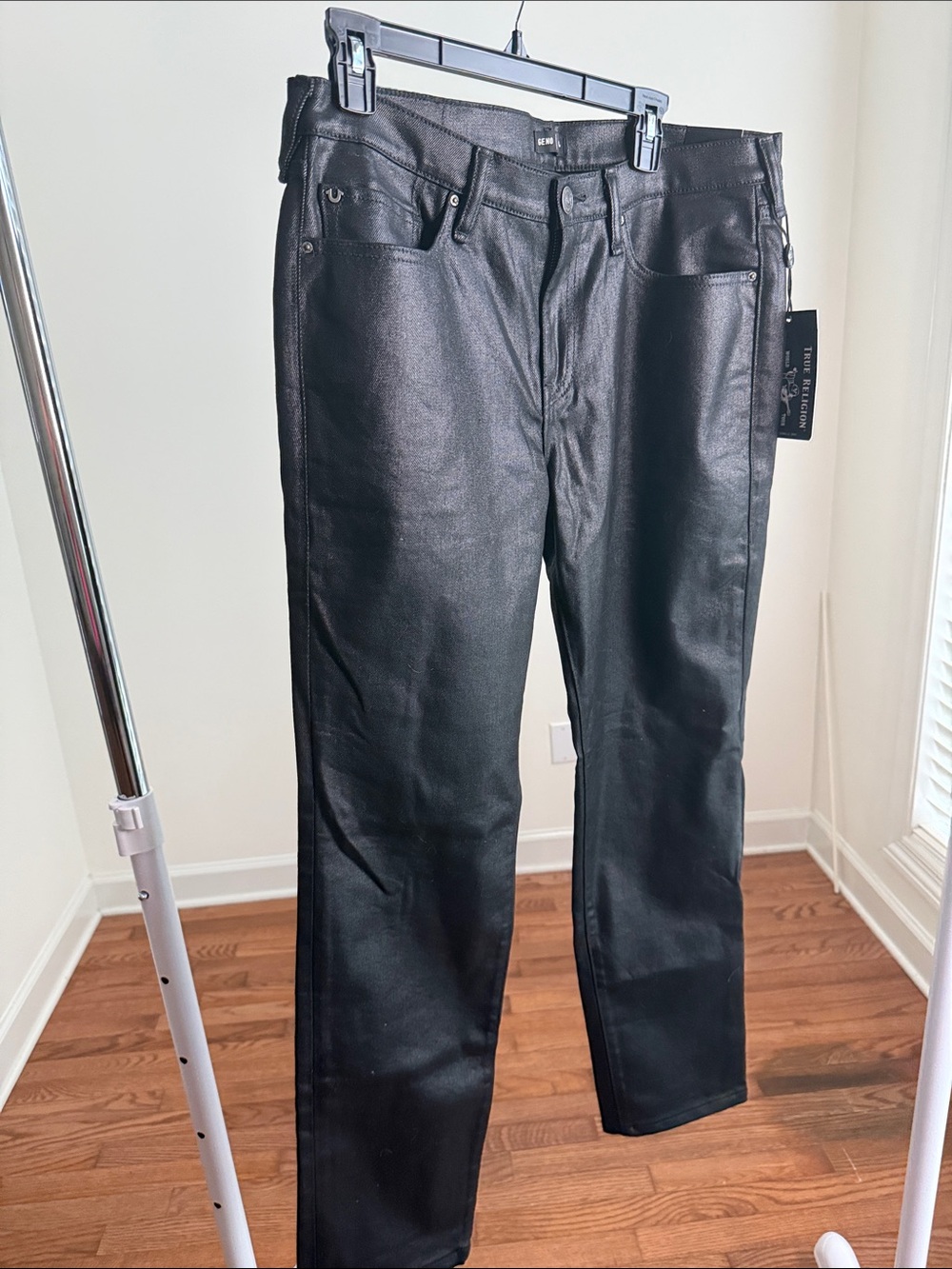 True Religion Bullet Black Geno No Flap Jeans Sz 33 New with tags -Relaxed Slim